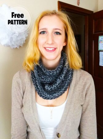 22 Easy Knitting and Crochet Scarf Patterns for Winter