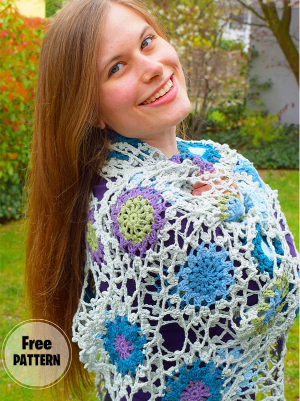 Fantasy Flower Free Lacy Crochet Scarf Pattern