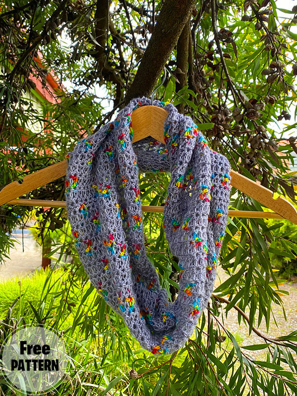 Luxury Soft Infinity Crochet Scarf Free Pattern